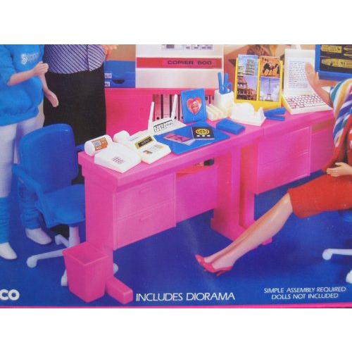 Barbie(バービー) Travel Agent 42 Piece Set / Diorama & Barbie(バービー) World Passport (1986) |  | 01