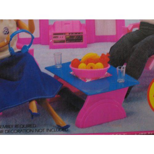 Barbie(バービー) HOME ENTERTAINMENT CENTER 22 Piece Play Set (1987 Arco Toys， Mattel) |  | 02