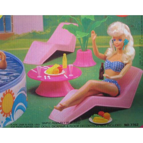 CALIFORNIA DREAM Barbie(バービー) POOL PARTY 25 Piece Playset (1987 Arco Toys， Mattel) |  | 01