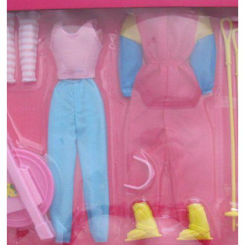 ビンテージ Barbie(バービー) DRESS 'n PLAY VALUE PACK / コンプリート WINTER SKI SET & EXERCISE CENT |  | 03