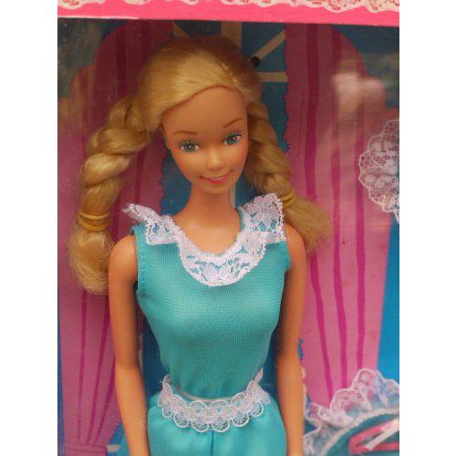 Sweet Dreams Barbie(バービー) フィリピン 限定 in Turquoise Satin Camisole & Shorts / Matching Pill |  | 01