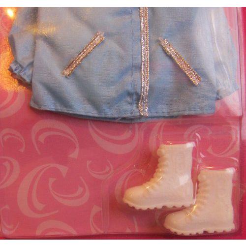 Barbie(バービー) Coat コレクション ファッション - Jacket Hood Has Faux Fur Trim (1998 Arcotoys， M |  | 02