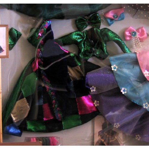 Gallery of Gown Fits Most Barbie(バービー) & 11-1/2” ファッション 人形 (1998 Brass Key コレクショ |  | 02