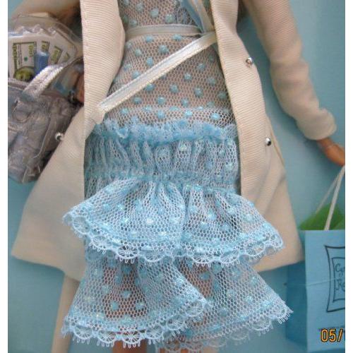 Barbie(バービー) デザイナー CYNTHIA ROWLEY 人形 コレクター エディション ゴールドレーベル (2004) |  | 03