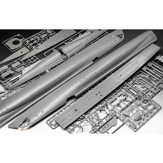 ドイツレベル 1/72 ドイツ海軍 潜水艦 Type IXc U67/U154 プラモデル