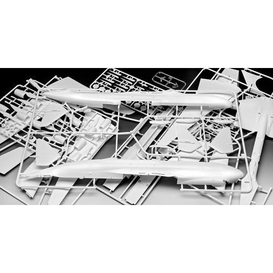 ドイツレベル 1/144 アントノフ AN-225 ムリーヤ プラモデル ドイツレベル 1/144 アントノフ AN-225 ムリーヤ プラモデル