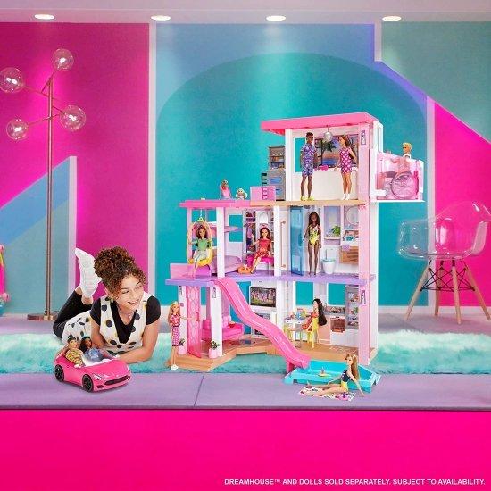 Barbie バービーコンバーチブル2シーター車、ローリングホイールと現実