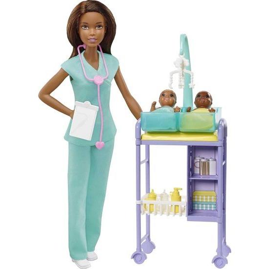 Barbie バービーベビードクターは、ブルネット人形、2つの幼児人形、試験テーブルとアクセサリー、聴診器、チャート、3歳以上のモバイルでプレイセットをプレ