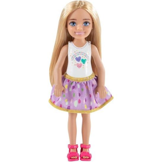 Barbie チェルシードール（6インチブロンド）、ペットの子猫、ピクニックテーブル、傘、バスケット＆アクセサリー、3-7歳のギフト付きバービーチェルシーピクの画像