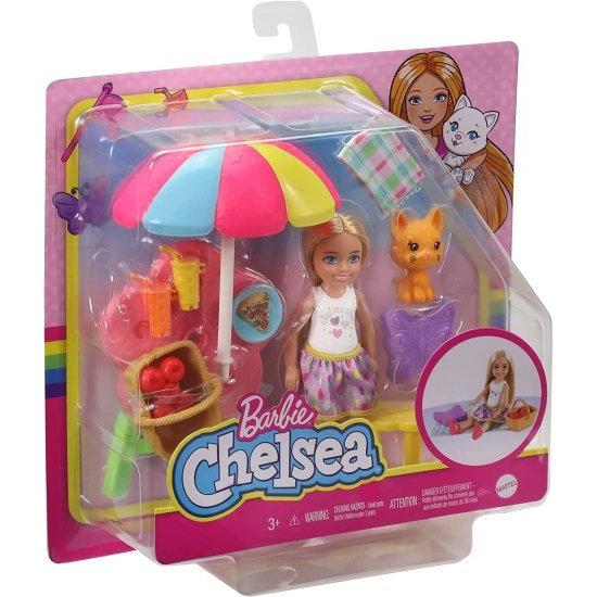 Barbie チェルシードール（6インチブロンド）、ペットの子猫、ピクニックテーブル、傘、バスケット＆アクセサリー、3-7歳のギフト付きバービーチェルシーピクの画像