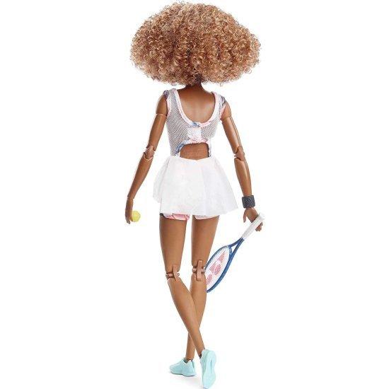 Barbie バービーロールモデルNaomi osaka Doll（11.5インチ、カーリーブルネットの髪）ポーズ可能、テニスドレス、靴とバイザーを着て、ラケット付き、子供向