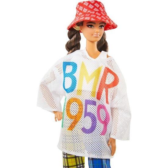 Barbie バービーBMR1959人形 - メッシュTシャツ、格子縞のジョガー、バケツハット_2