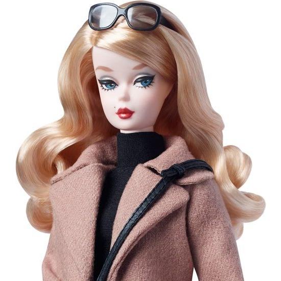 Barbie バービーファッションモデルコレクション人形、トレンチコート