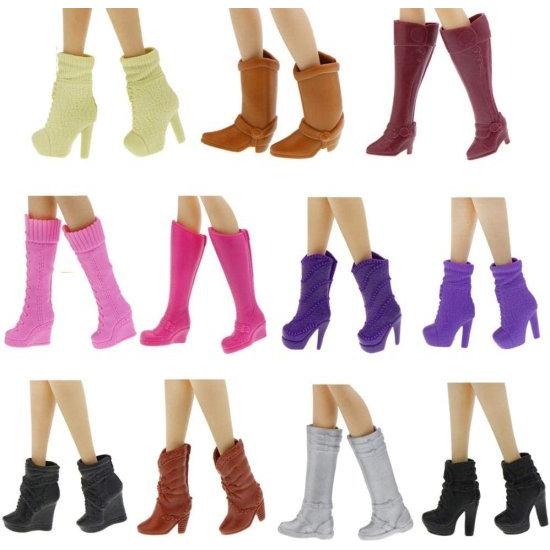 バービー　靴20足、ドールスタンド2個、サングラス、ヘアブラシのセット　レア Barbie ランダム20ペアレディファッションブーツフラットハイヒール