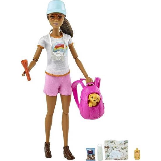 Barbie バービーハイキングドール、ブルネット、子犬と9アクセサリー、バックパックペットキャリア、地図、カメラなど、3-7歳の子供向けのギフト、ピンク