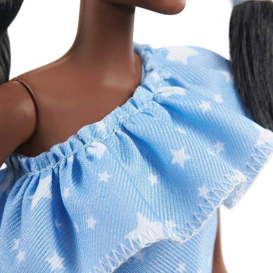 Barbie バービーファッショニスタドール＃146 2つのねじれた三つ編みと補綴脚を着た星印刷ドレス、白い靴と腕のブレスレット、子供向けのおもちゃ3-8歳_3