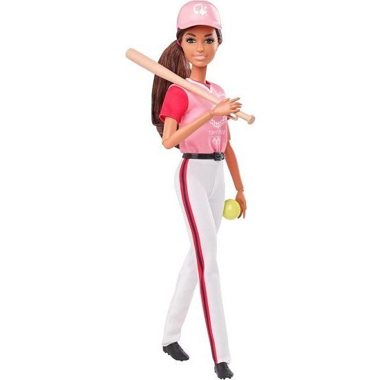Barbie ソフトボールユニフォーム、東京2020ジャケット、メダル、ソフトボール、バット、グローブを3歳以上のバービーオリンピック2020ソフトボールドール_2