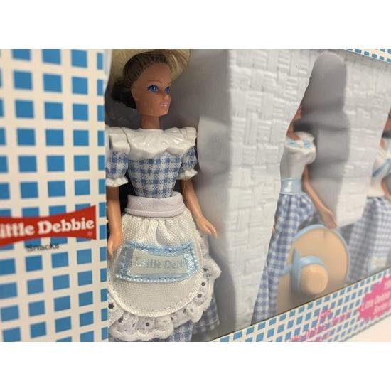 Barbie バービーリトルデビーコレクターエディションの図形セット（1997）によるバービーの画像
