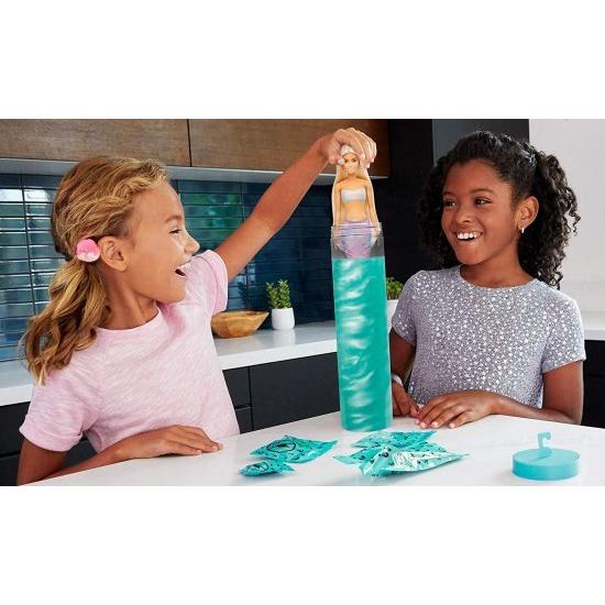 Barbie バービーの色は7つの驚きで人形を明らかにします：4つのミステリーバッグには、驚きの人魚の尾、靴、ネックレス、スポンジが含まれています。水は金属の画像