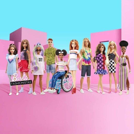 Barbie スウェットシャツのドレスとアクセサリーを着た長い虹の髪のバービーファッショニスタドール、3-8歳の画像
