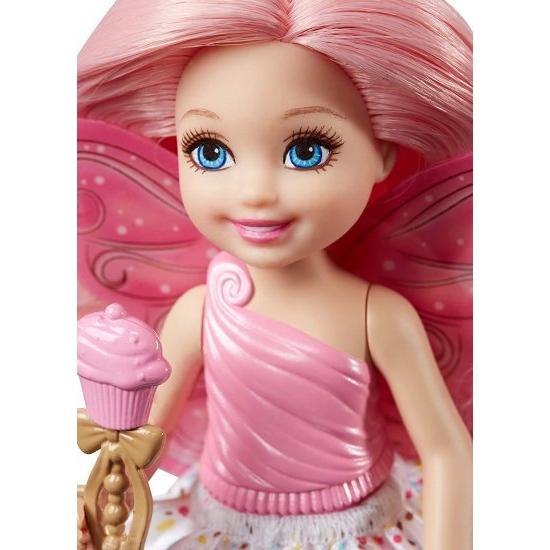 Barbie バービードリームトピアスモールフェアリードールカップケーキテーマ人形の画像