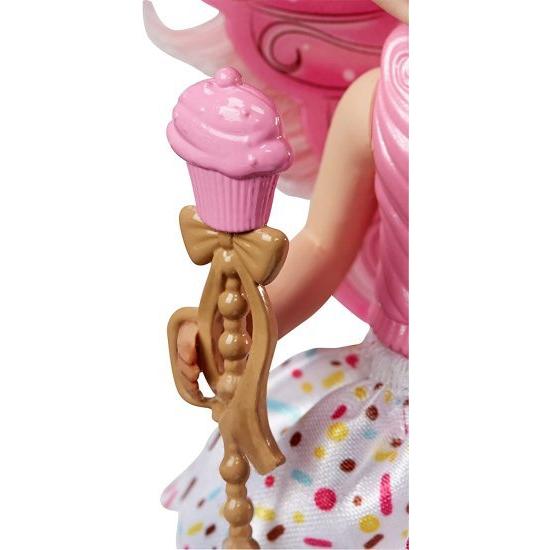 Barbie バービードリームトピアスモールフェアリードールカップケーキテーマ人形の画像