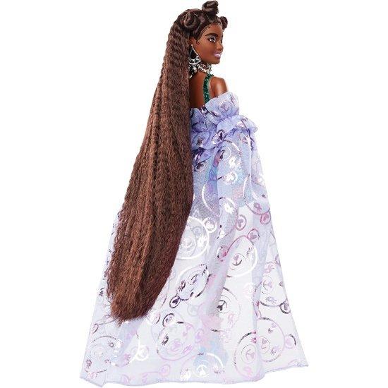 Barbie バービーの余分な派手な人形とアクセサリーの画像