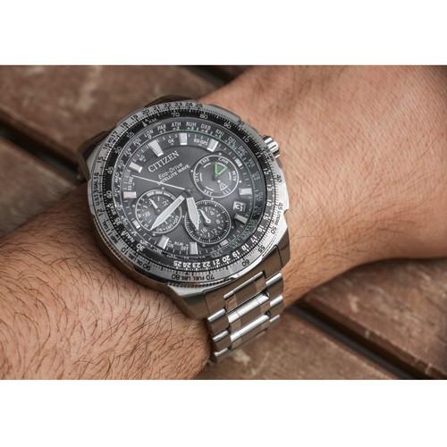ファッションの シチズン Citizen 逆輸入 ナビホーク エコドライブ Cc9030 51e ブラックダイアル ステンレスベルト 新作から日本未発売モデルのシチズン逆輸入腕時計を多数取り扱い メンズ腕時計