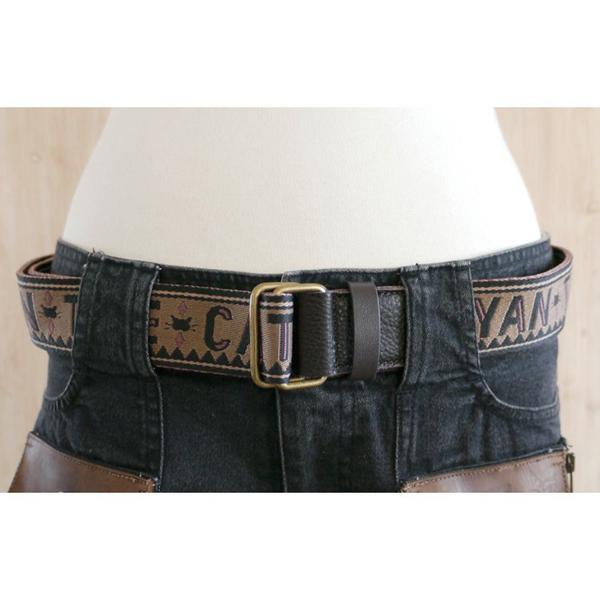 わちふぃーるど ダヤンのバックル付きホワイトレザーベルト 1976年 未使用品 わちふぃーるど ダヤンのバックル付きホワイトレザーベルト 1976