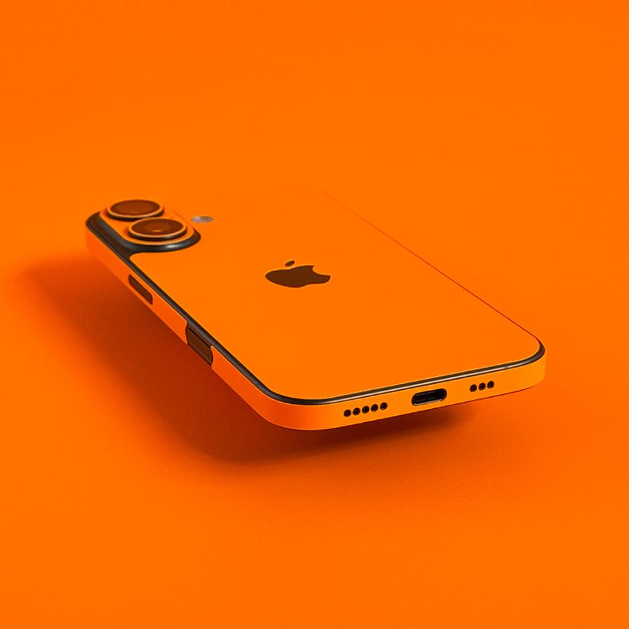 iPhone16 / 16 Pro / 16 Plus / 16 Pro Max / 16e スキンシール 背面 側面 カバー ケース wraplus ブラックカーボン | Apple | 07