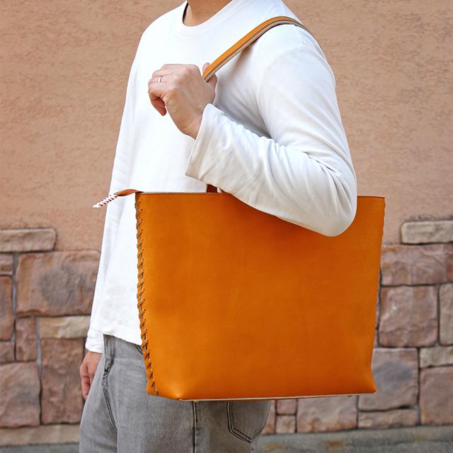 【野球素材シリーズ】グラブの革からできたトートバッグ グローブ レザー メンズ 本革 素上げ 硬式 ベースボール バッグ 鞄 カバン 大容量 baseball-10 |  | 04