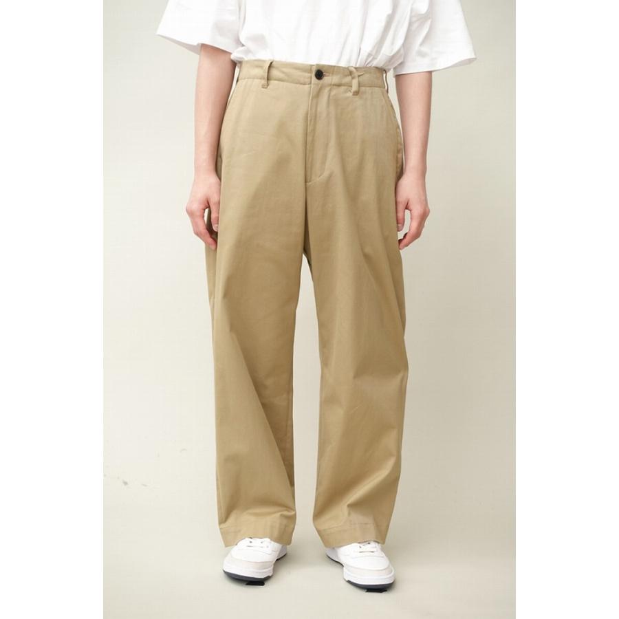 UNIVERSAL PRODUCTS PRODUCTS.(ユニバーサルプロダクツ) NO TUCK CHINO 