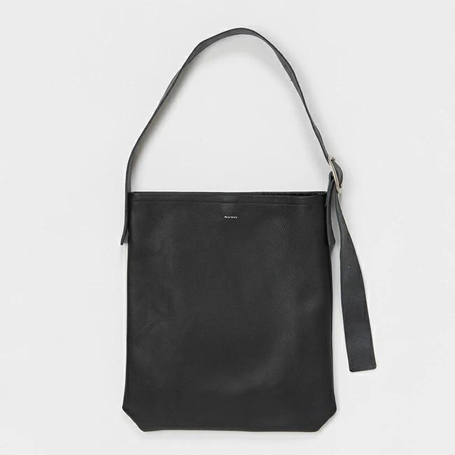 Hender Scheme（エンダースキーマ） ワンサイドベルトバッグ one side