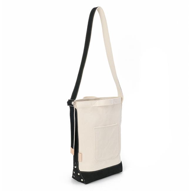 エンダースキーマ　スエード ショルダーバッグ Hender Scheme エンダースキーマ キャンパススエードショルダー