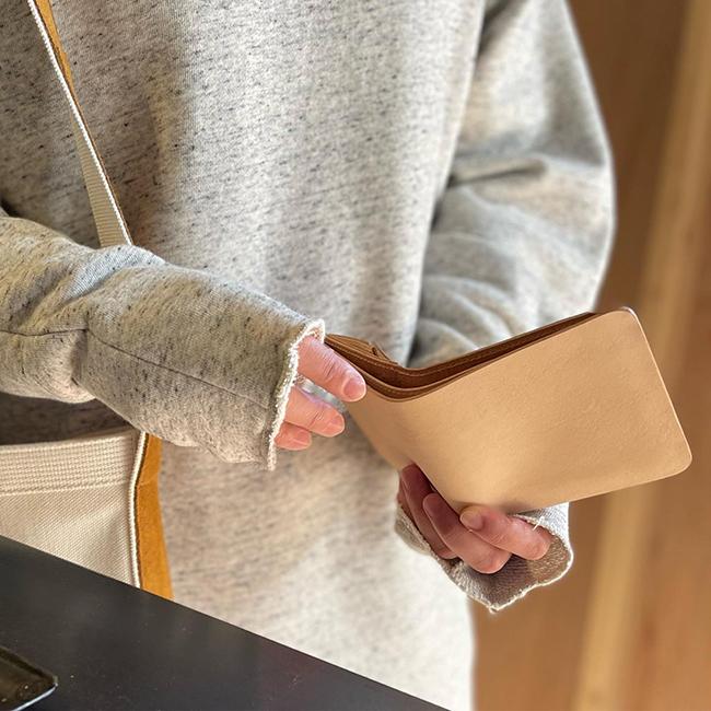 Hender Scheme seamless multi file 財布 Hender Scheme seamless multi file｜トゥモローランド 公式サイト