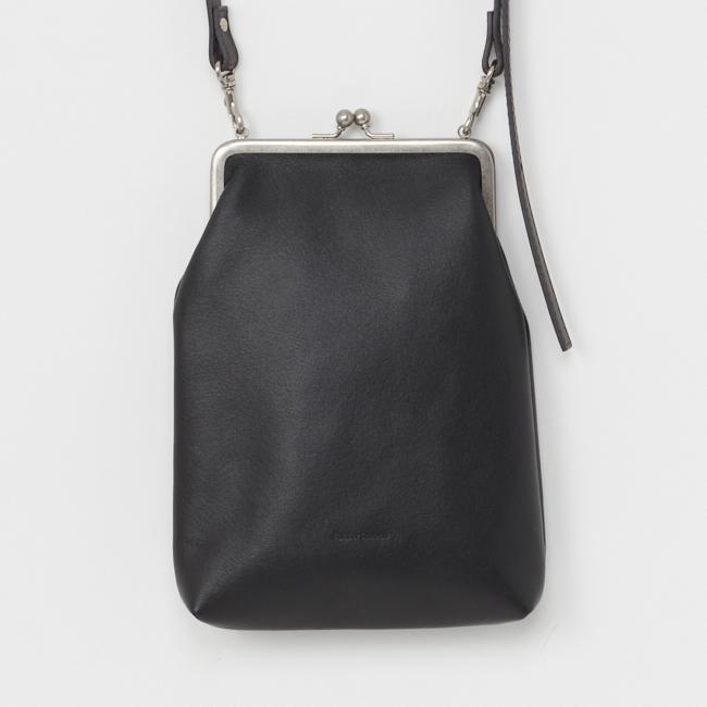 Hender Scheme（エンダースキーマ） カウスナップポシェット cow snap