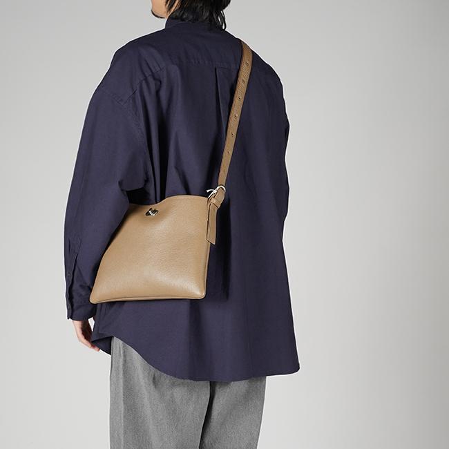 Hender Scheme エンダースキーマ ツイストバックルバッグS twist