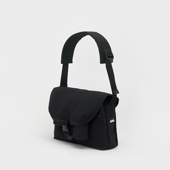 Hender Scheme Scheme(エンダースキーマ) messenger bag small