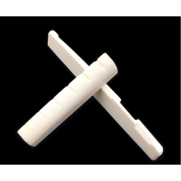 ビンテージ アコギトップ単板 サドル牛骨製　整備品 ギター ギター 牛骨製 ブリッジピン ナット サドルセット Aタイプ 取替