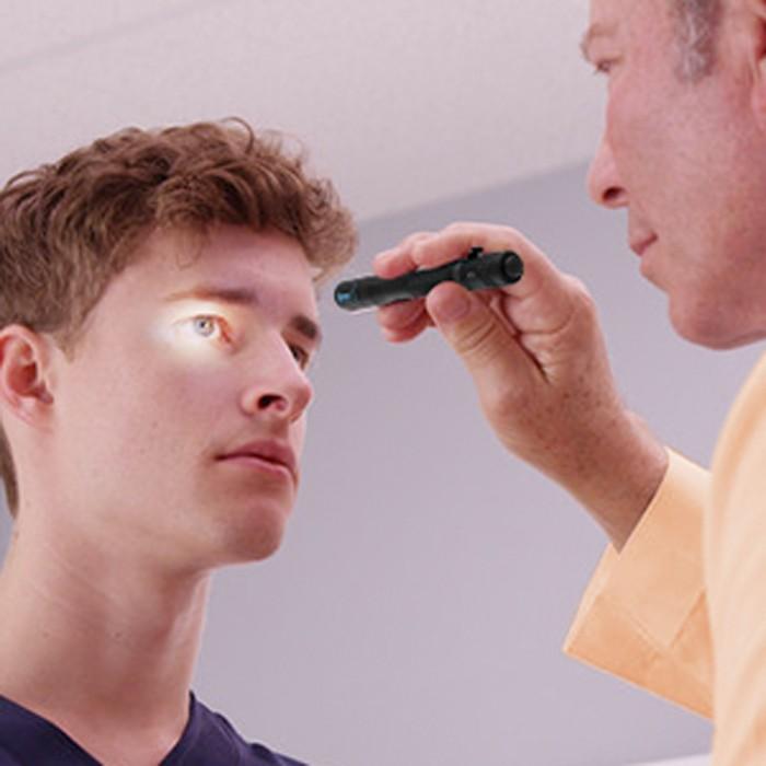 WUBEN【 E19B】ペンライト懐中電灯【日亜化学 219C】 200LM 小型  医療用 メディカル 看護師用 介護用  高CRI 防水IP68 単四電池使用 | WUBEN | 12