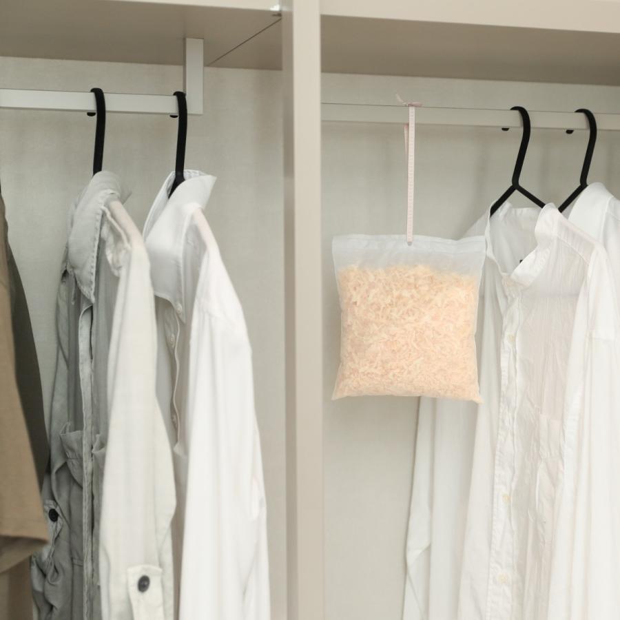 天然ヒノキの消臭・除湿剤 ヒノキパック 1パック くりかえし使える 衣類消臭剤 衣類除湿剤 国産ヒノキ おがくず 無添加 天然素材 クローゼット 引き出し kitoen |  | 02