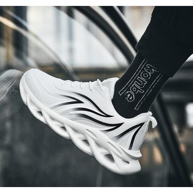 スニーカー メンズシューズ 通気性ランニング靴 男の子運動靴 ウォーキングジョギングトレーニングシューズ スポーツ靴 |  | 10