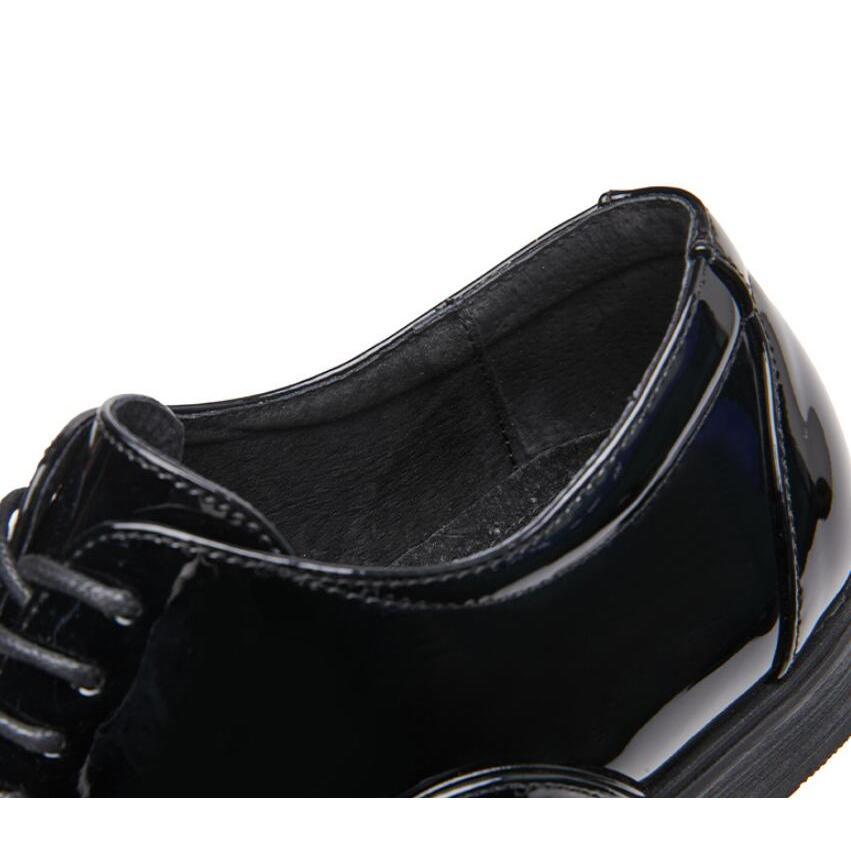 ビジネスシューズ メンズ 革靴 エナメル 高級紳士靴 ストレートチップ