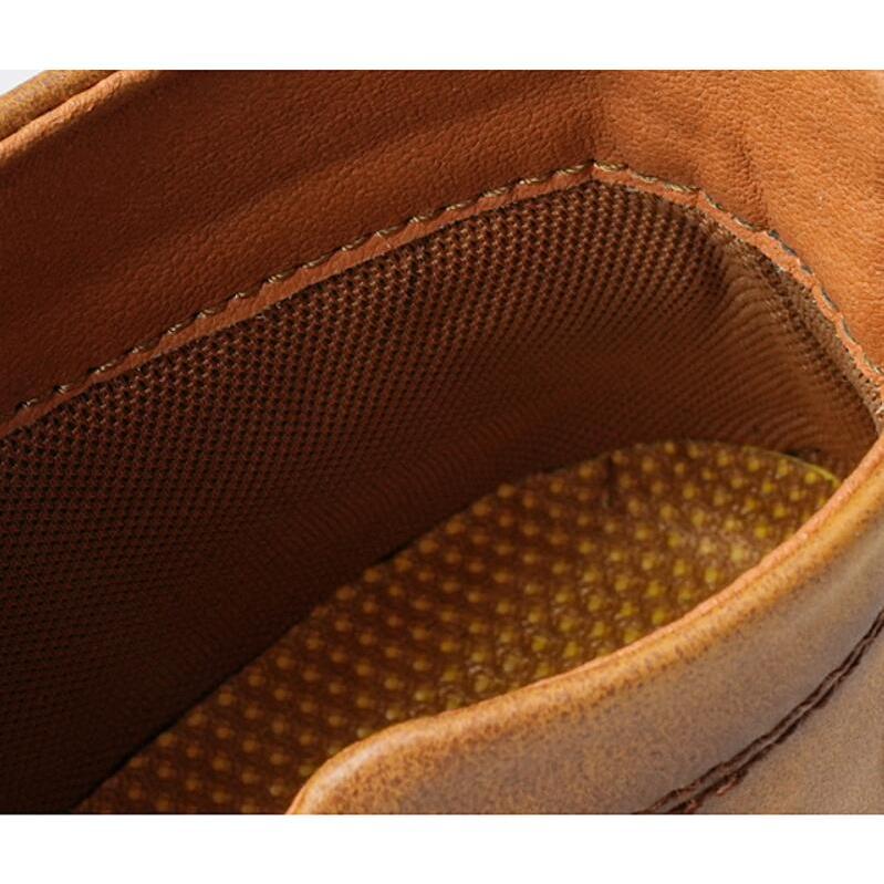 美品！12万 ピレリ　バックスキン　ベージュ　ドライビングシューズ27cm本革 TOD'S トッズ TODS ドライビングシューズ MOCASSINO GOMMINO