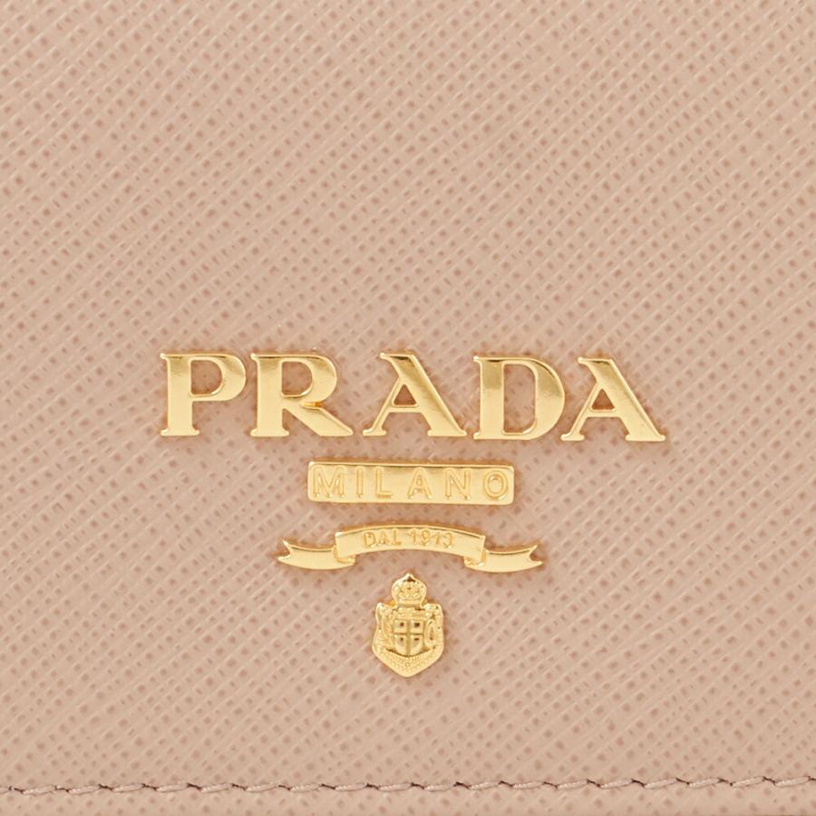 【お取り寄せ】 【並行輸入品】 プラダ カードケース 【SAFFIANO METAL】 1MC122 QWA ベージュ系(F0236 CIPRIA) PRADAの画像