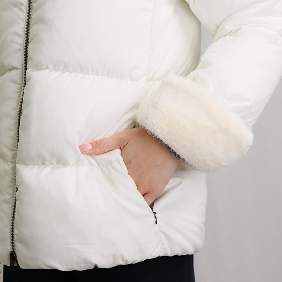 01988 ヘルノ　Resort ダウンジャケット　エコファー　ホワイト HERNO（ヘルノ） フェイクファー ダウンジャケット ARENDELLE アレン