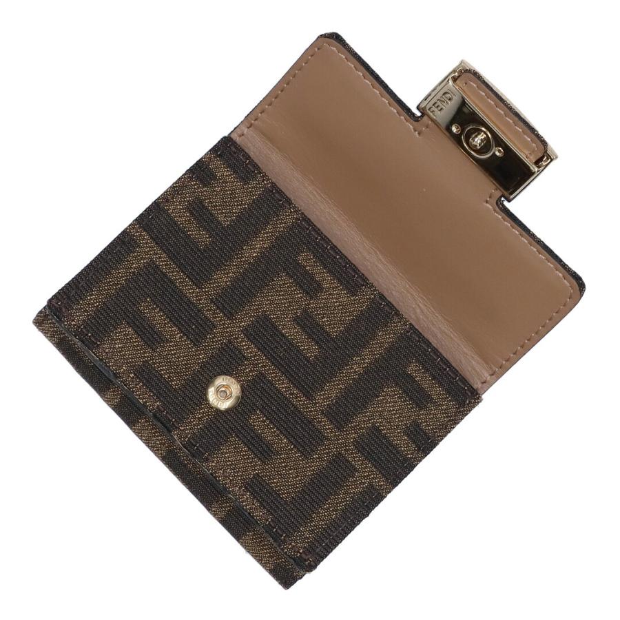 【お取り寄せ】 【並行輸入品】 フェンディ FENDI 折財布 三つ折り財布 BAGUETTE バゲット 8M0395 A98P F0A6E TABACCO+MORO+O.SOFT FFモチーフ マイクロの画像