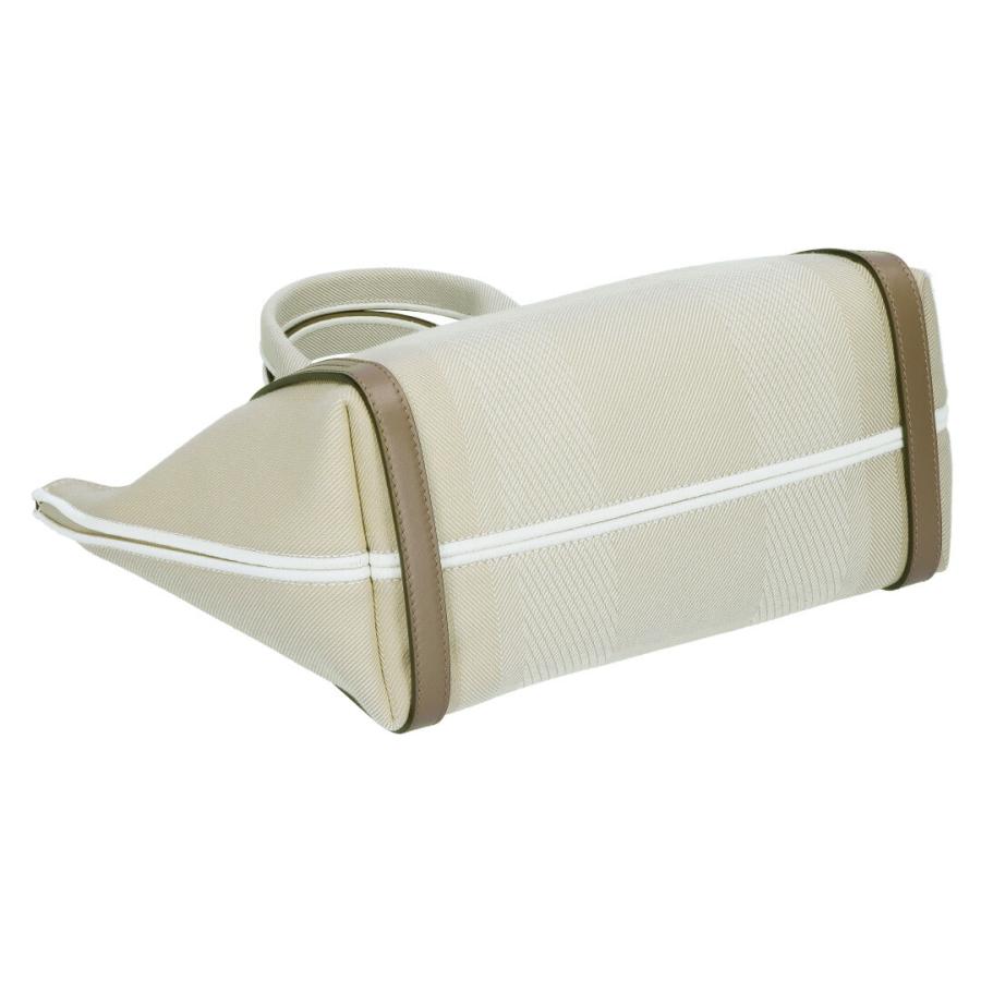 【並行輸入品】 クロエ CHLOE 2WAYバッグ CARRY CHC25SS911 O65 23N VEGETAL BEIGEの画像