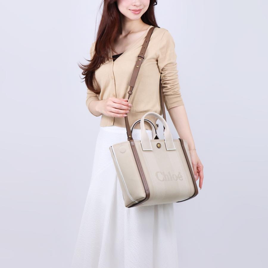 【並行輸入品】 クロエ CHLOE 2WAYバッグ CARRY CHC25SS911 O65 23N VEGETAL BEIGEの画像