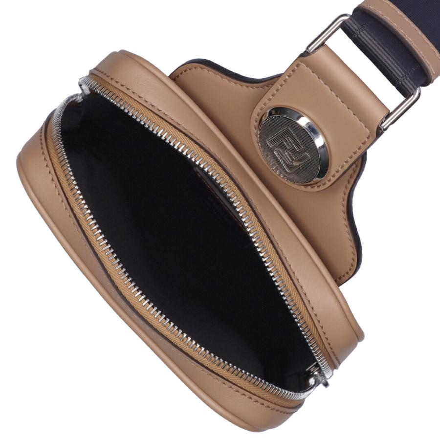 FENDI（フェンディ） 【お取り寄せ】 【並行輸入品】 ショルダーバッグ